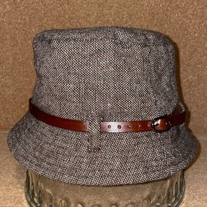 Filipino Catarzi Italian-made wool blend hat with leather-look band